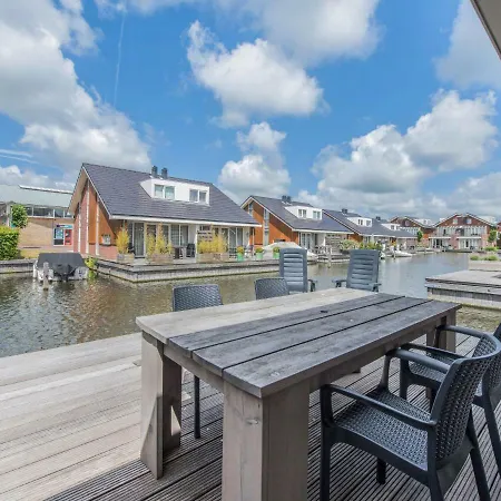 Prázdninový dům Holiday De Meerparel-3 *